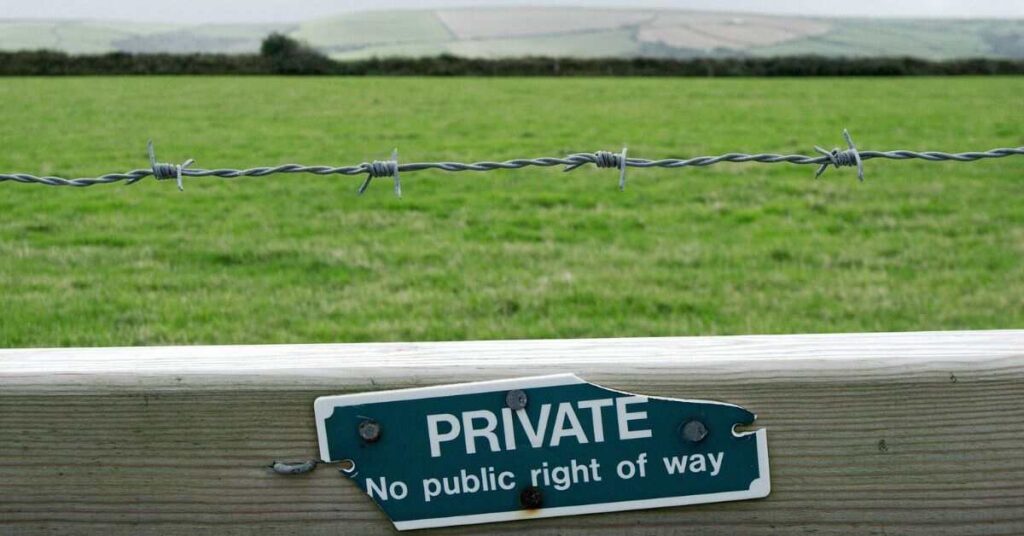 Private Right of Way (1)